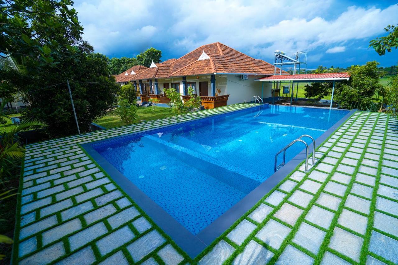 Kottackal Nature Inn Nedumbassery Exterior photo