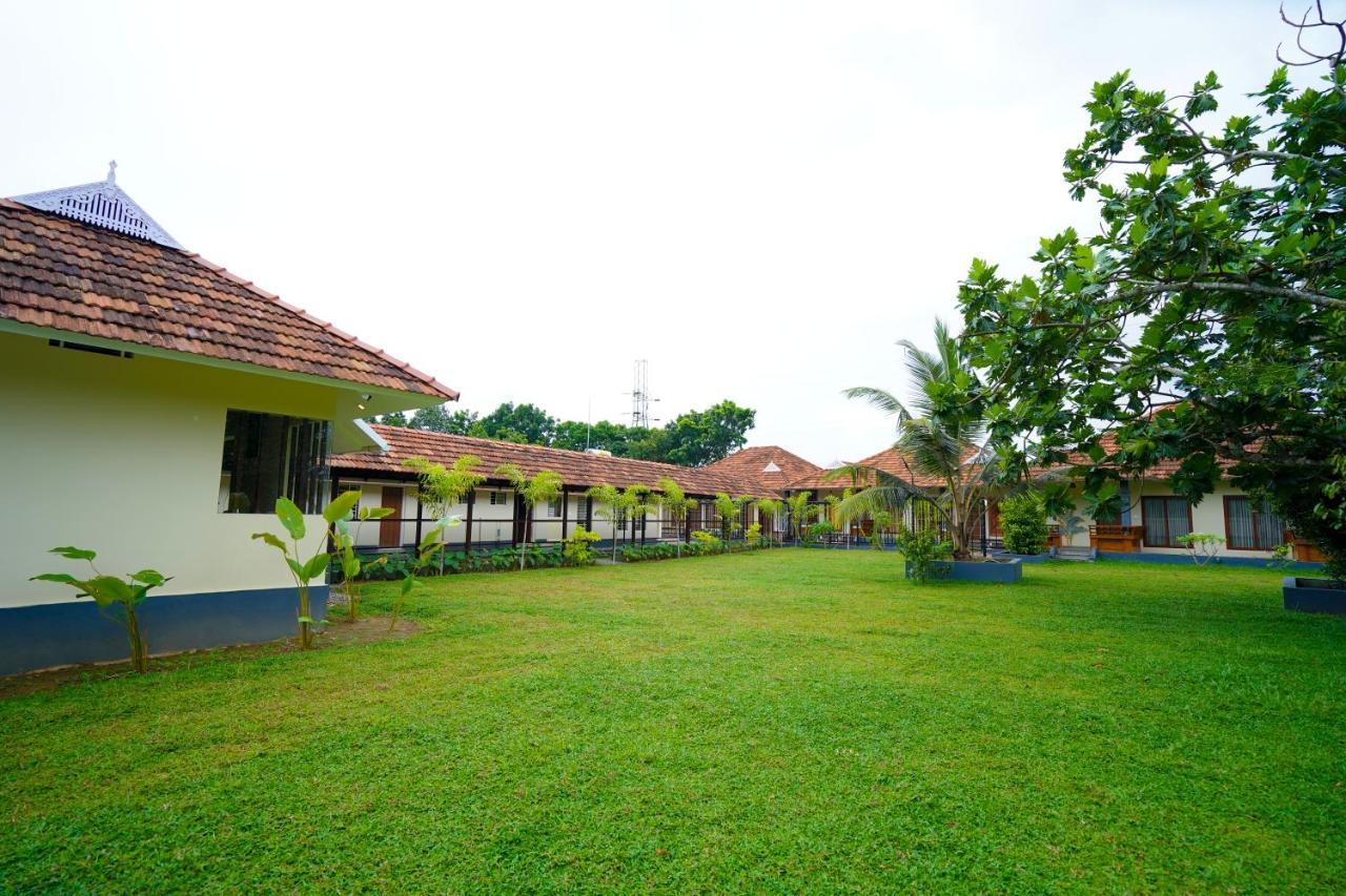 Kottackal Nature Inn Nedumbassery Exterior photo